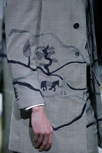 Look 71